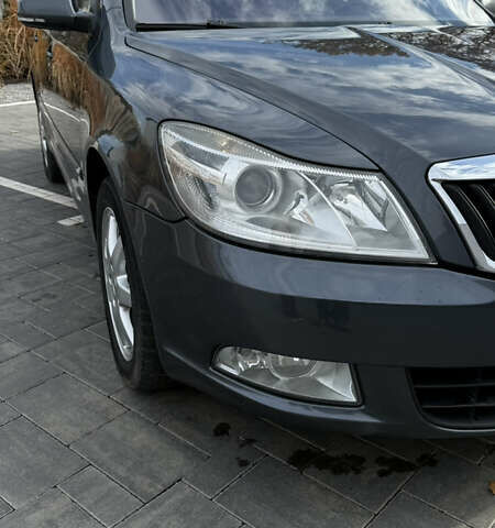 Сірий Шкода Октавія, об'ємом двигуна 1.8 л та пробігом 232 тис. км за 7300 $, фото 11 на Automoto.ua