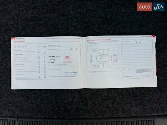 Серый Шкода Октавия, объемом двигателя 0 л и пробегом 177 тыс. км за 11850 $, фото 75 на Automoto.ua