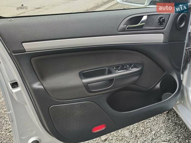 Шкода Октавия 2011 в Ковель на Automoto.ua Серый Шкода Октавия, объемом двигателя 1.4 л и пробегом 196 тыс. км за 7800 $, фото 5 на Automoto.ua