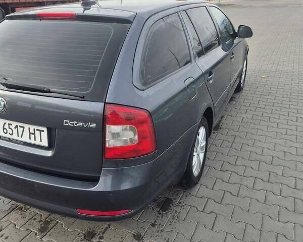 Сірий Шкода Октавія, об'ємом двигуна 1.6 л та пробігом 271 тис. км за 7900 $, фото 8 на Automoto.ua