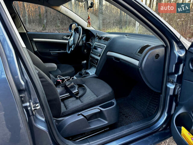 Серый Шкода Октавия, объемом двигателя 1.99 л и пробегом 270 тыс. км за 9000 $, фото 10 на Automoto.ua