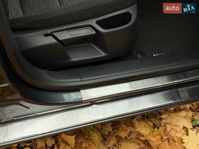 Серый Шкода Октавия, объемом двигателя 1.6 л и пробегом 280 тыс. км за 8000 $, фото 20 на Automoto.ua