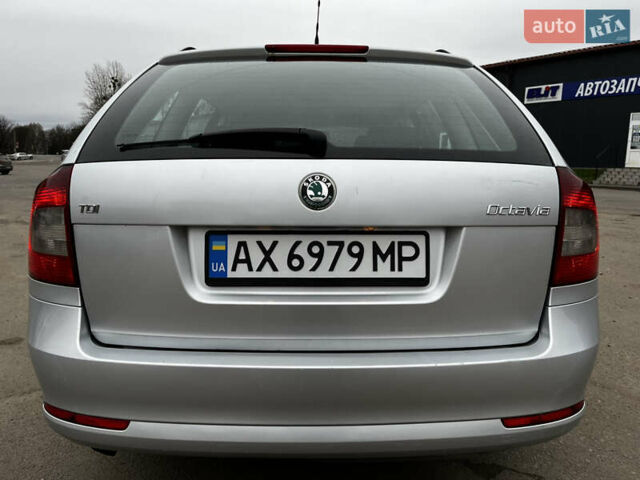 Серый Шкода Октавия, объемом двигателя 1.6 л и пробегом 331 тыс. км за 6650 $, фото 10 на Automoto.ua