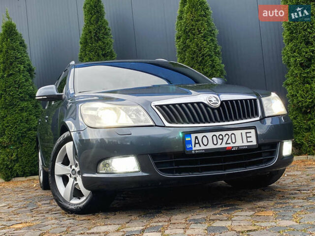 Шкода Октавия 2011 в Мукачеве на Automoto.ua Серый Шкода Октавия, объемом двигателя 1.6 л и пробегом 273 тыс. км за 8000 $, фото 4 на Automoto.ua