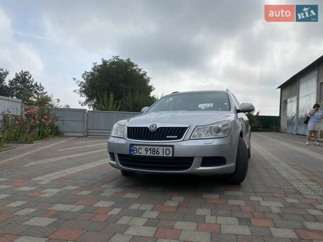 Серый Шкода Октавия, объемом двигателя 1.6 л и пробегом 230 тыс. км за 7350 $, фото 2 на Automoto.ua