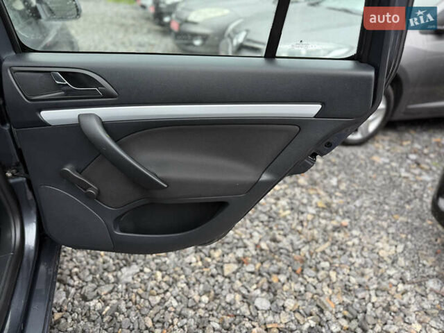 Серый Шкода Октавия, объемом двигателя 1.6 л и пробегом 196 тыс. км за 9850 $, фото 23 на Automoto.ua