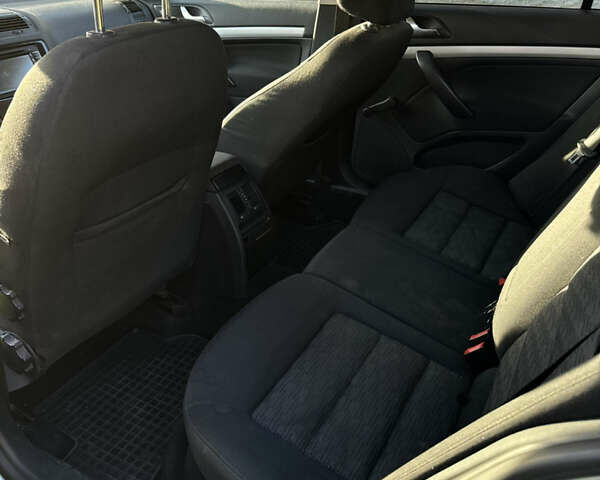 Серый Шкода Октавия, объемом двигателя 1.6 л и пробегом 311 тыс. км за 6400 $, фото 19 на Automoto.ua