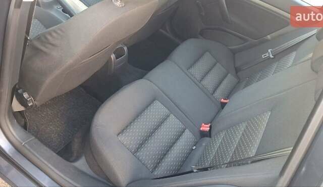 Сірий Шкода Октавія, об'ємом двигуна 0 л та пробігом 225 тис. км за 6600 $, фото 8 на Automoto.ua