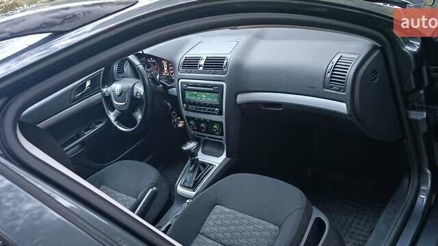 Сірий Шкода Октавія, об'ємом двигуна 1.4 л та пробігом 227 тис. км за 7800 $, фото 12 на Automoto.ua