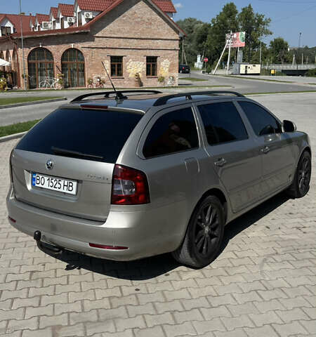 Серый Шкода Октавия, объемом двигателя 1.6 л и пробегом 271 тыс. км за 8550 $, фото 2 на Automoto.ua