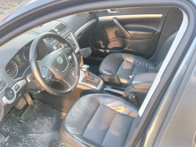 Сірий Шкода Октавія, об'ємом двигуна 0 л та пробігом 250 тис. км за 8500 $, фото 4 на Automoto.ua
