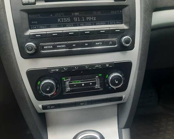 Серый Шкода Октавия, объемом двигателя 1.99 л и пробегом 340 тыс. км за 8150 $, фото 15 на Automoto.ua