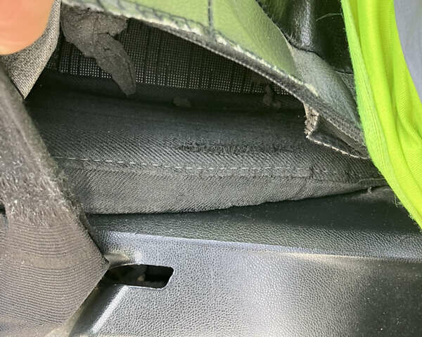 Серый Шкода Октавия, объемом двигателя 1.6 л и пробегом 288 тыс. км за 8500 $, фото 8 на Automoto.ua