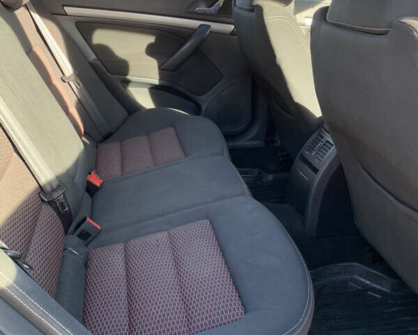 Серый Шкода Октавия, объемом двигателя 1.8 л и пробегом 233 тыс. км за 6800 $, фото 25 на Automoto.ua