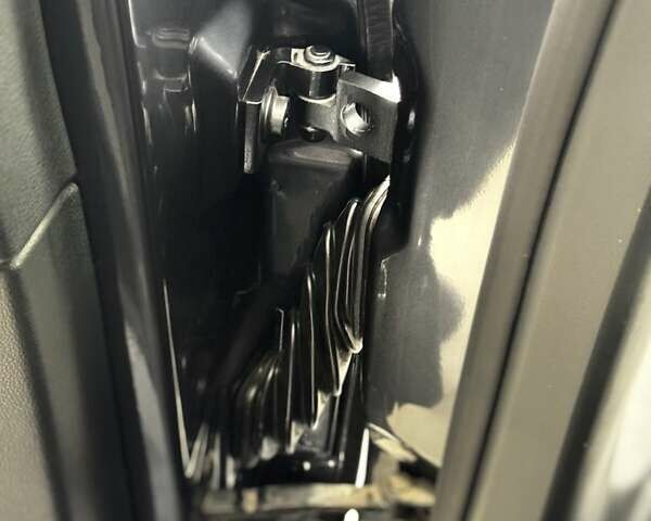 Серый Шкода Октавия, объемом двигателя 2 л и пробегом 217 тыс. км за 10750 $, фото 64 на Automoto.ua