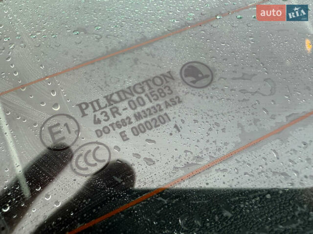 Серый Шкода Октавия, объемом двигателя 1.6 л и пробегом 196 тыс. км за 9850 $, фото 31 на Automoto.ua