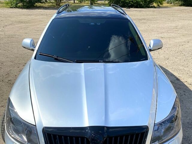 Сірий Шкода Октавія, об'ємом двигуна 1.8 л та пробігом 233 тис. км за 6800 $, фото 1 на Automoto.ua