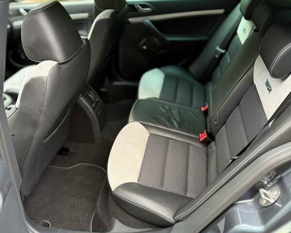 Серый Шкода Октавия, объемом двигателя 0 л и пробегом 177 тыс. км за 11850 $, фото 42 на Automoto.ua