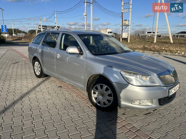 Серый Шкода Октавия, объемом двигателя 1.97 л и пробегом 289 тыс. км за 10000 $, фото 2 на Automoto.ua