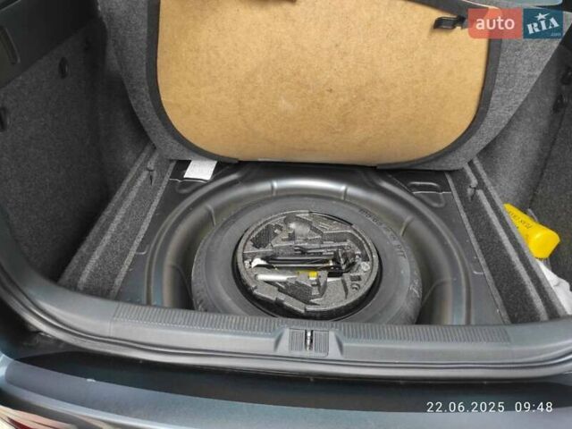 Серый Шкода Октавия, объемом двигателя 2 л и пробегом 212 тыс. км за 10500 $, фото 18 на Automoto.ua