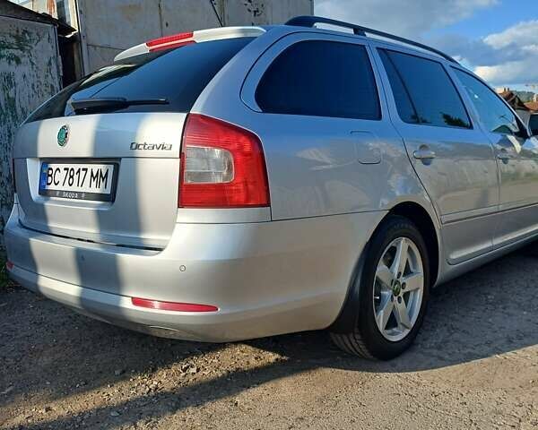 Серый Шкода Октавия, объемом двигателя 1.6 л и пробегом 235 тыс. км за 8800 $, фото 10 на Automoto.ua