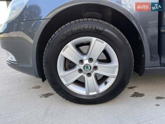 Серый Шкода Октавия, объемом двигателя 1.8 л и пробегом 172 тыс. км за 8000 $, фото 8 на Automoto.ua
