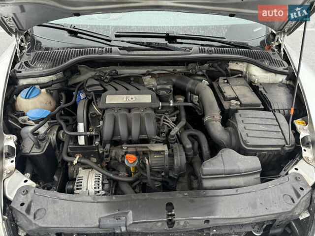 Сірий Шкода Октавія, об'ємом двигуна 1.6 л та пробігом 220 тис. км за 7300 $, фото 5 на Automoto.ua