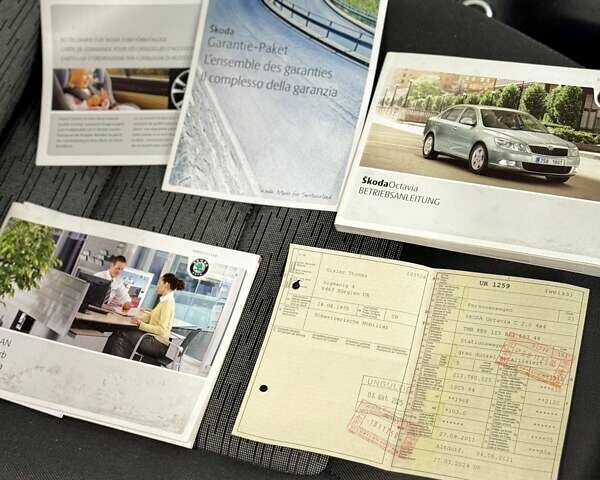 Серый Шкода Октавия, объемом двигателя 2 л и пробегом 217 тыс. км за 10750 $, фото 88 на Automoto.ua