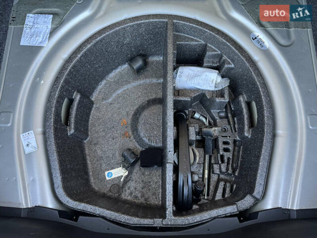 Серый Шкода Октавия, объемом двигателя 2 л и пробегом 277 тыс. км за 8999 $, фото 63 на Automoto.ua