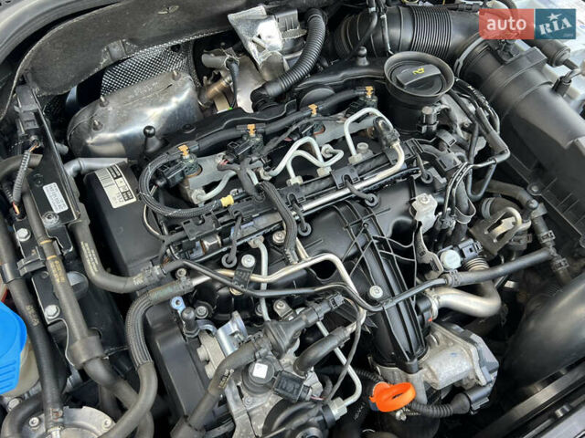 Серый Шкода Октавия, объемом двигателя 2 л и пробегом 211 тыс. км за 13200 $, фото 159 на Automoto.ua