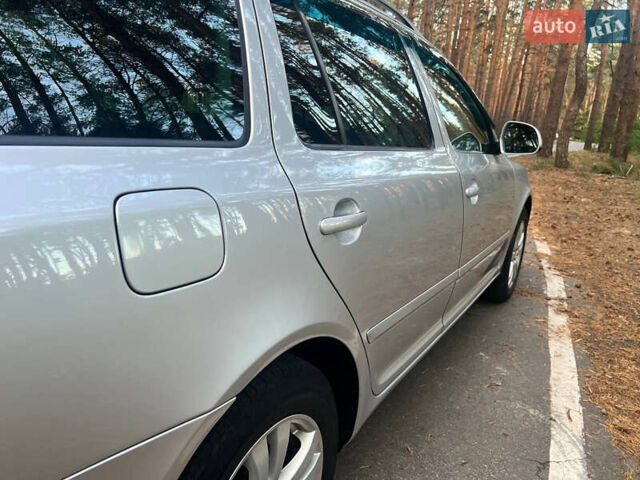 Серый Шкода Октавия, объемом двигателя 1.6 л и пробегом 295 тыс. км за 6800 $, фото 6 на Automoto.ua