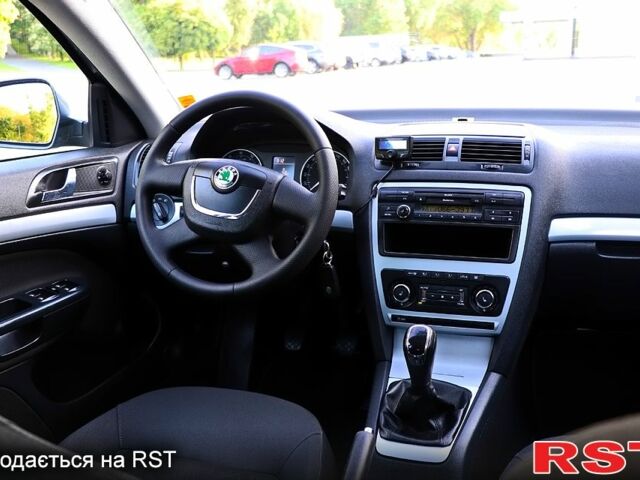 Серый Шкода Октавия, объемом двигателя 1.4 л и пробегом 236 тыс. км за 7999 $, фото 4 на Automoto.ua