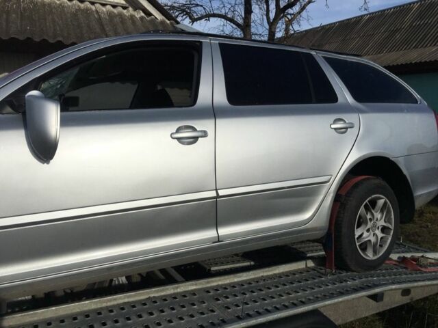 Серый Шкода Октавия, объемом двигателя 1.6 л и пробегом 200 тыс. км за 2990 $, фото 12 на Automoto.ua