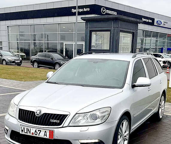Серый Шкода Октавия, объемом двигателя 2 л и пробегом 281 тыс. км за 9750 $, фото 1 на Automoto.ua