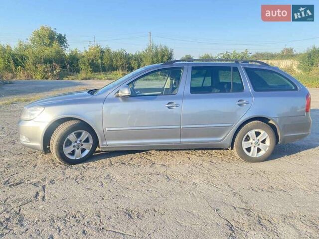 Серый Шкода Октавия, объемом двигателя 1.6 л и пробегом 240 тыс. км за 7650 $, фото 1 на Automoto.ua