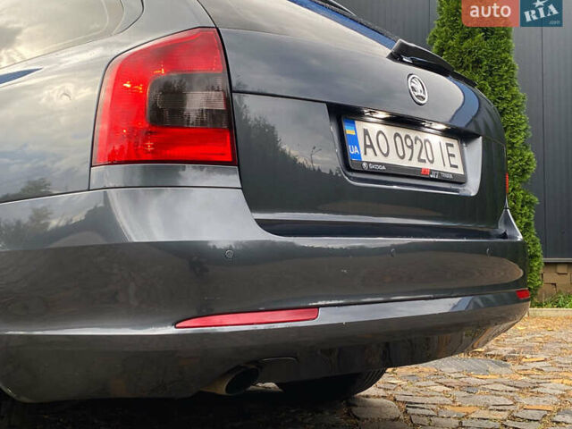 Шкода Октавия 2011 в Мукачеве на Automoto.ua Серый Шкода Октавия, объемом двигателя 1.6 л и пробегом 273 тыс. км за 8000 $, фото 18 на Automoto.ua