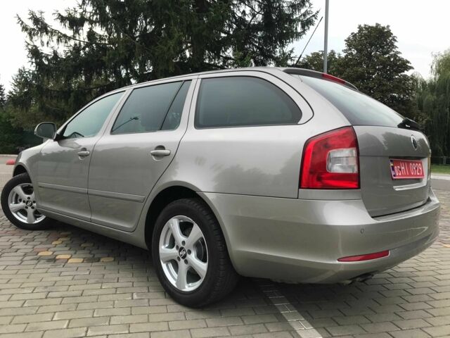 Серый Шкода Октавия, объемом двигателя 0 л и пробегом 187 тыс. км за 7850 $, фото 4 на Automoto.ua