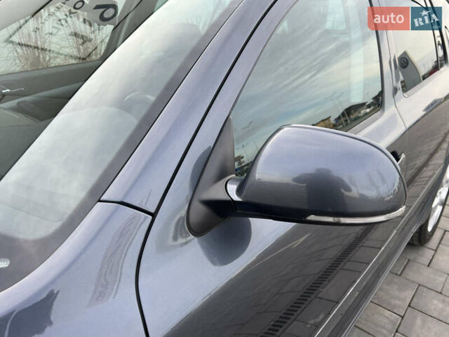 Серый Шкода Октавия, объемом двигателя 2 л и пробегом 211 тыс. км за 12850 $, фото 42 на Automoto.ua