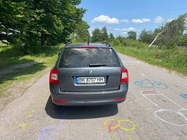 Сірий Шкода Октавія, об'ємом двигуна 1.2 л та пробігом 260 тис. км за 7000 $, фото 6 на Automoto.ua
