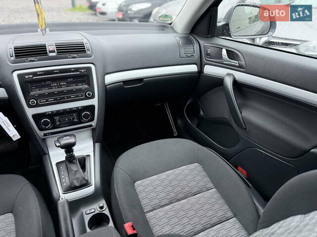 Серый Шкода Октавия, объемом двигателя 1.6 л и пробегом 196 тыс. км за 9850 $, фото 15 на Automoto.ua