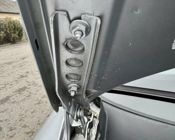 Сірий Шкода Октавія, об'ємом двигуна 1.6 л та пробігом 181 тис. км за 8799 $, фото 34 на Automoto.ua