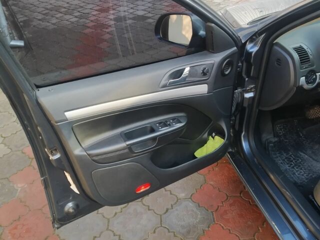 Сірий Шкода Октавія, об'ємом двигуна 0 л та пробігом 250 тис. км за 8500 $, фото 8 на Automoto.ua