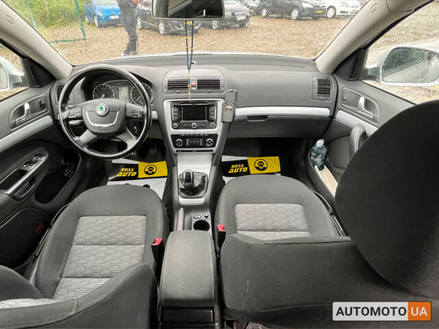 Серый Шкода Октавия, объемом двигателя 1.6 л и пробегом 296 тыс. км за 8999 $, фото 18 на Automoto.ua