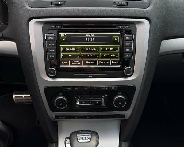 Серый Шкода Октавия, объемом двигателя 0 л и пробегом 177 тыс. км за 11850 $, фото 64 на Automoto.ua