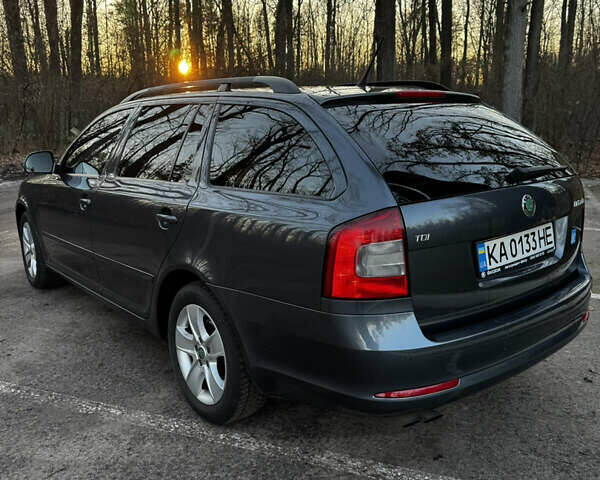 Серый Шкода Октавия, объемом двигателя 1.99 л и пробегом 270 тыс. км за 9000 $, фото 5 на Automoto.ua