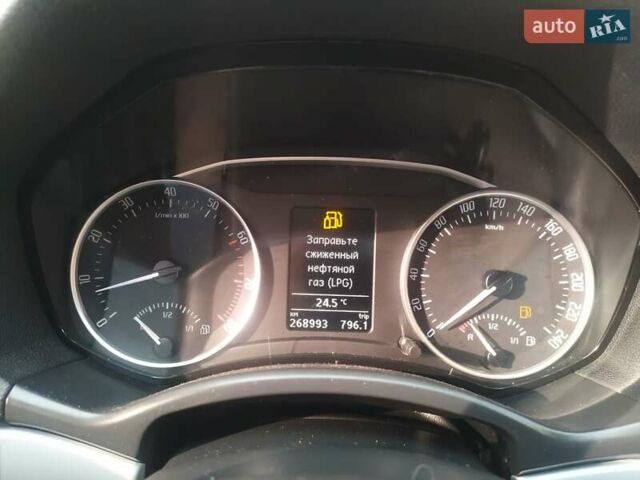 Серый Шкода Октавия, объемом двигателя 1.6 л и пробегом 269 тыс. км за 7999 $, фото 21 на Automoto.ua