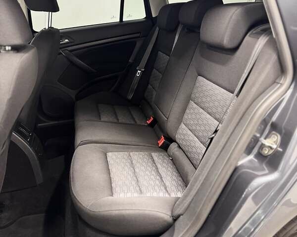 Серый Шкода Октавия, объемом двигателя 2 л и пробегом 217 тыс. км за 10750 $, фото 65 на Automoto.ua