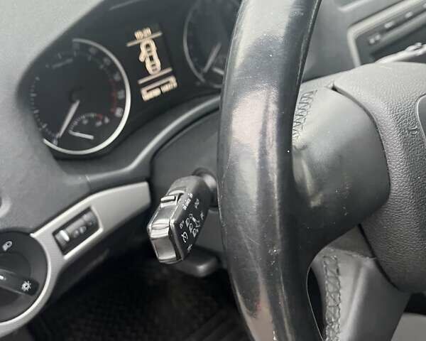 Сірий Шкода Октавія, об'ємом двигуна 2 л та пробігом 184 тис. км за 11300 $, фото 35 на Automoto.ua