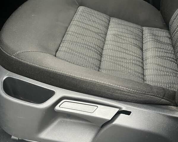 Сірий Шкода Октавія, об'ємом двигуна 2 л та пробігом 184 тис. км за 11300 $, фото 44 на Automoto.ua