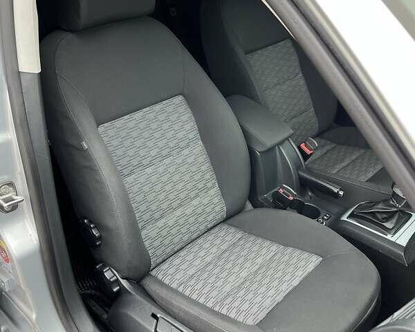 Серый Шкода Октавия, объемом двигателя 1.99 л и пробегом 234 тыс. км за 9800 $, фото 46 на Automoto.ua